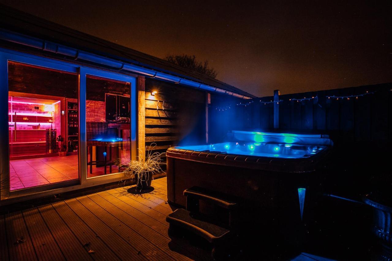 B&B En Wellness De Waalhoeve Angerlo ภายนอก รูปภาพ
